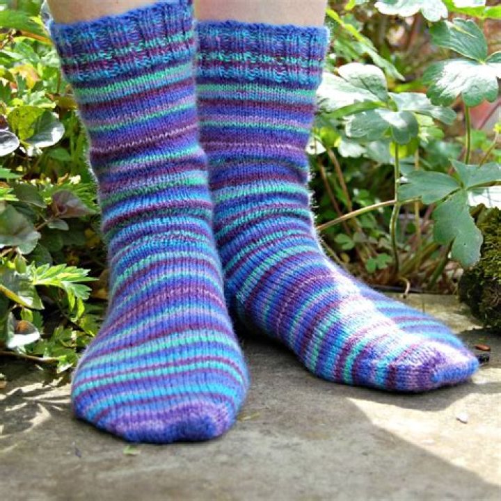 Can I knit 100% wool socks?