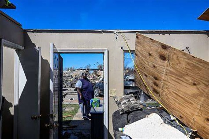 Can you survive a tornado in a basement?